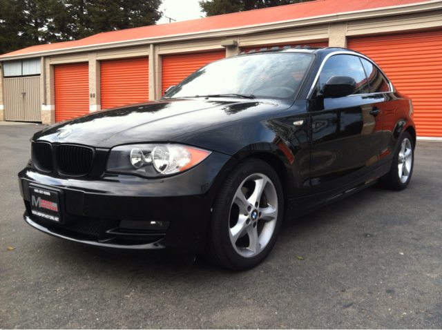 2011 BMW 1 series Ertible BASE Manual