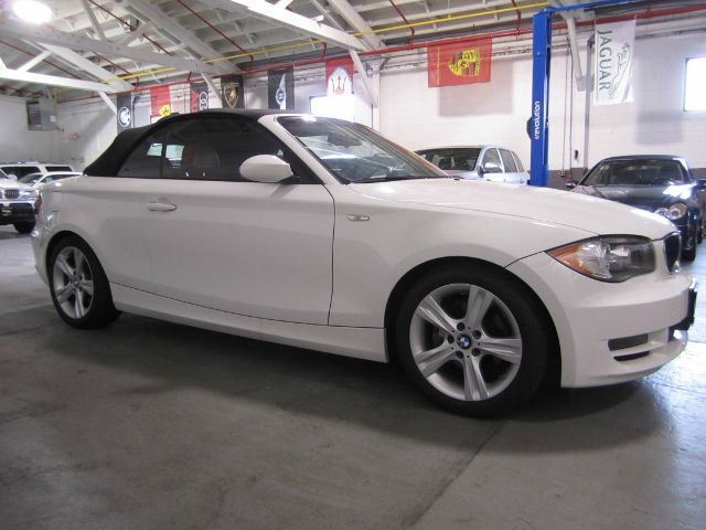 2008 BMW 1 series 2.5L SE