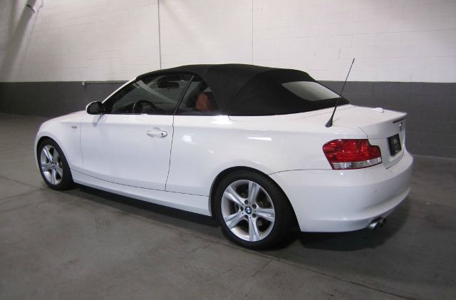2008 BMW 1 series 2.5L SE