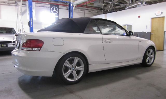 2008 BMW 1 series 2.5L SE