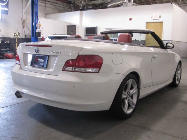 2008 BMW 1 series 2.5L SE