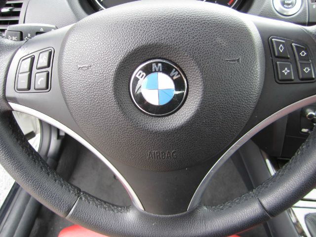 2008 BMW 1 series 2.5L SE