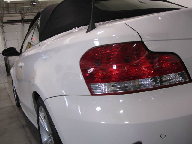 2008 BMW 1 series 2.5L SE