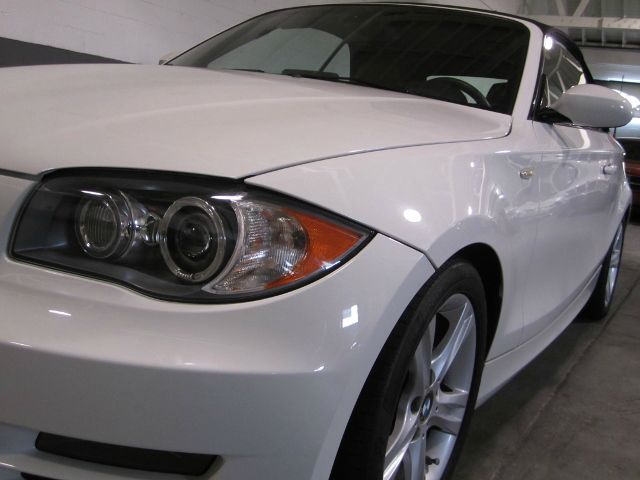 2008 BMW 1 series 2.5L SE
