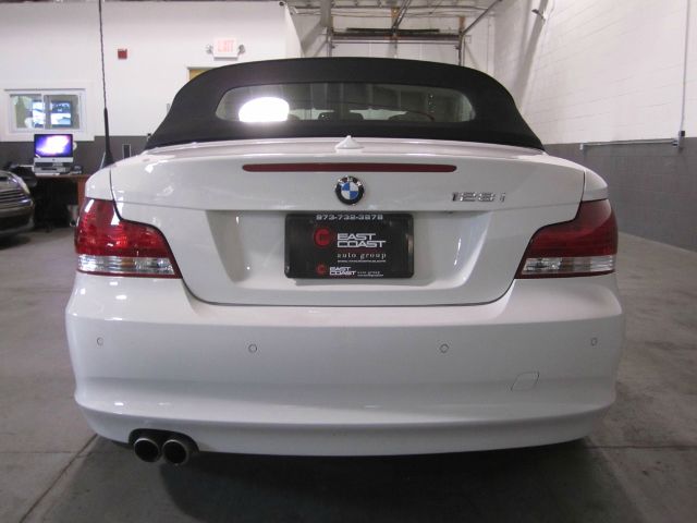 2008 BMW 1 series 2.5L SE