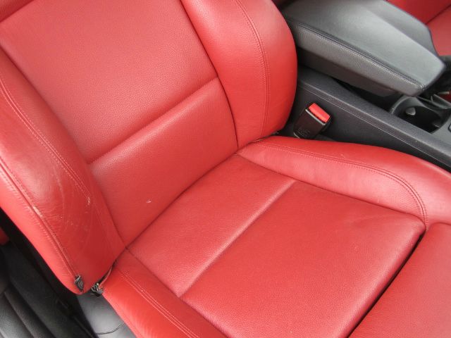 2008 BMW 1 series 2.5L SE