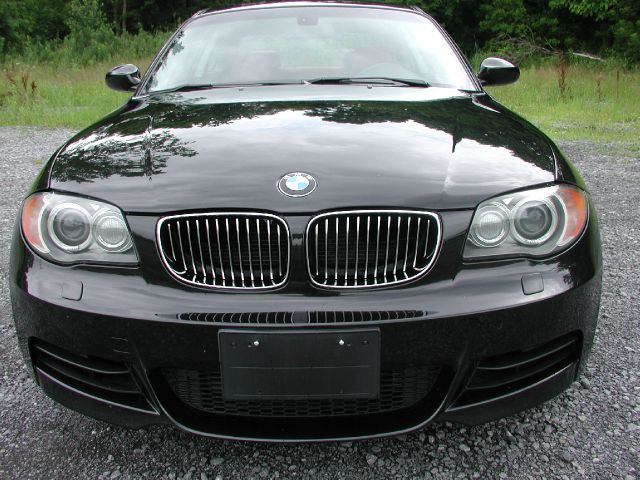 2008 BMW 1 series 2.5L SE