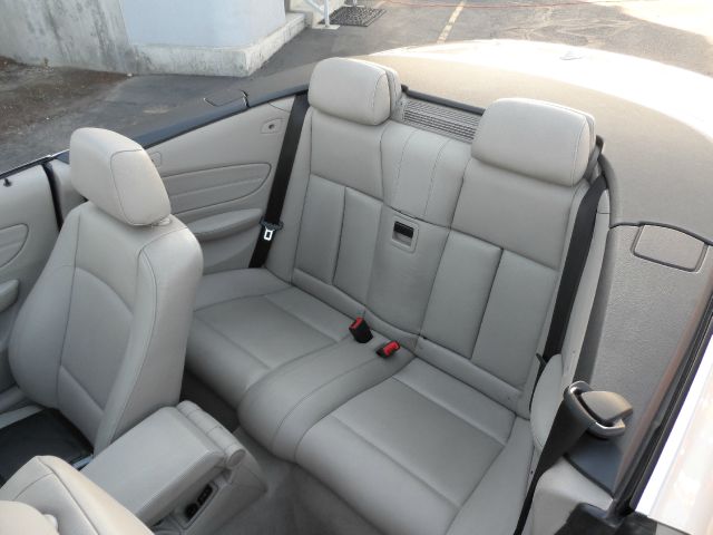 2009 BMW 1 series 2.5L SE