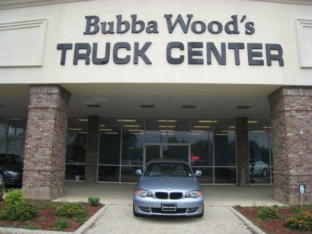 2010 BMW 1 series 2.5L SE