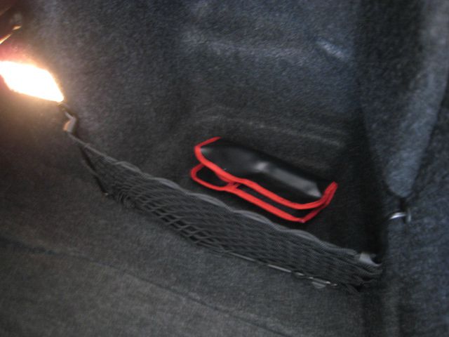 2010 BMW 1 series 2.5L SE