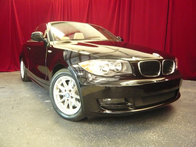 2011 BMW 1 series 2.5L SE