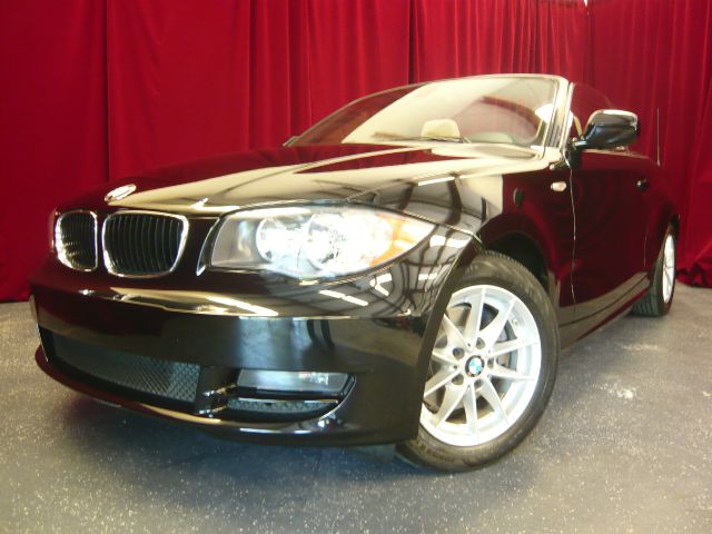 2011 BMW 1 series 2.5L SE
