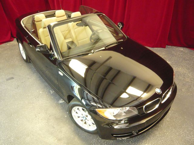 2011 BMW 1 series 2.5L SE