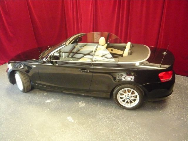 2011 BMW 1 series 2.5L SE