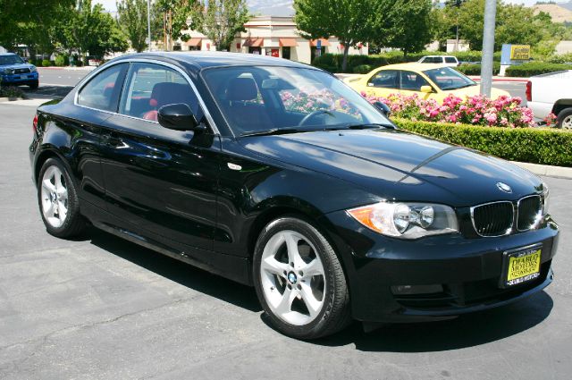 2011 BMW 1 series 2.5L SE