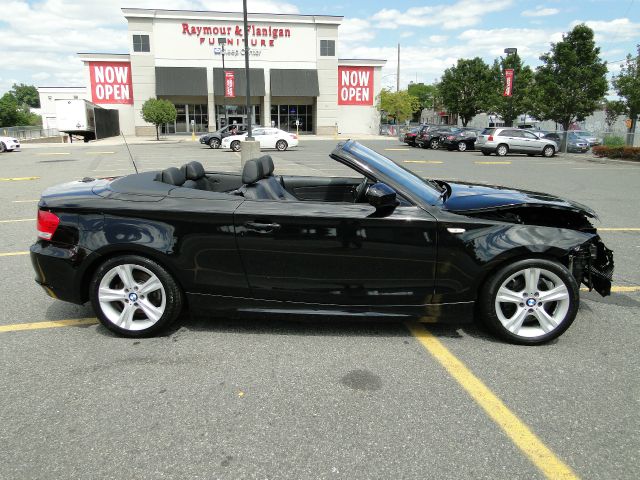 2011 BMW 1 series 2.5L SE