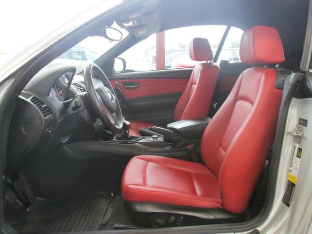 2011 BMW 1 series 2.5L SE