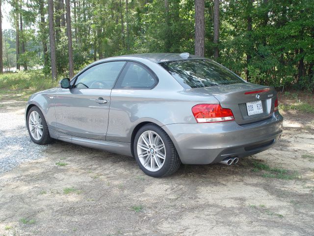 2012 BMW 1 series 2.5L SE