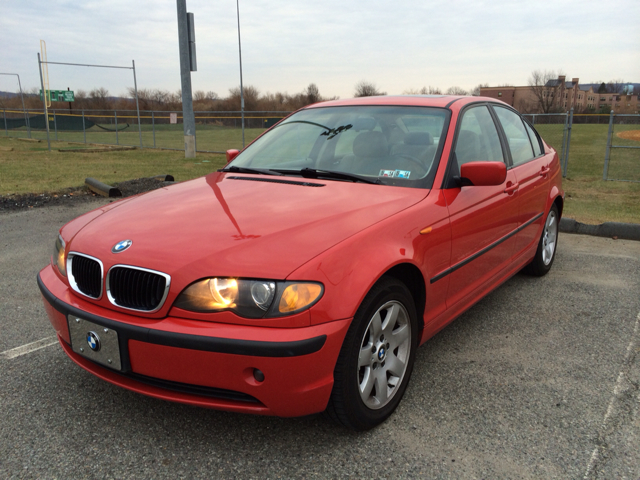 2002 BMW 3-Series 2WD 4dr Heat