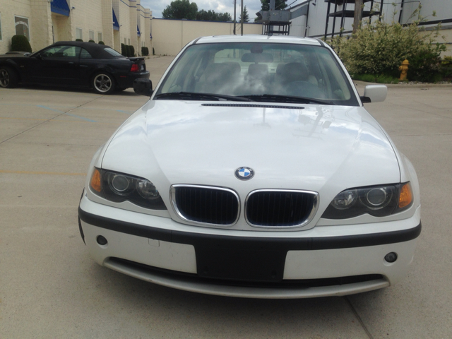 2003 BMW 3-Series STX XL XLT FX2 Lariat