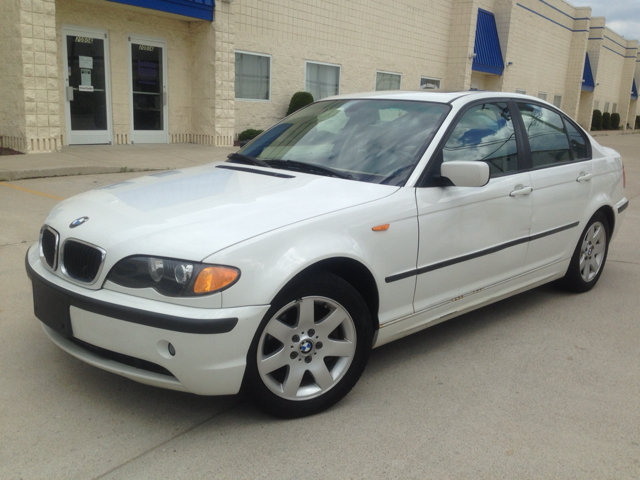 2003 BMW 3-Series STX XL XLT FX2 Lariat