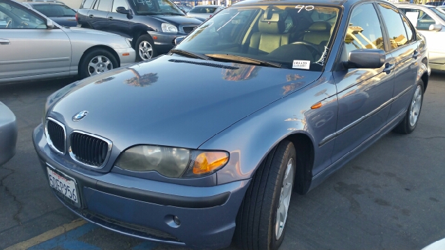 2003 BMW 3-Series STX XL XLT FX2 Lariat