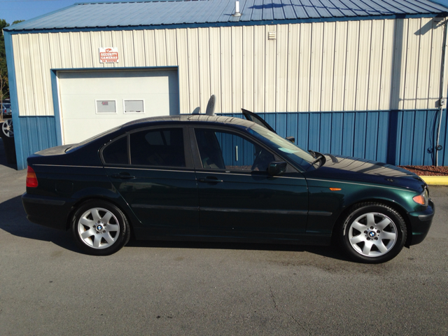 2003 BMW 3-Series STX XL XLT FX2 Lariat