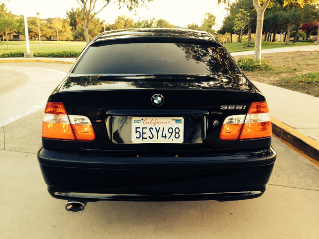 2003 BMW 3-Series STX XL XLT FX2 Lariat