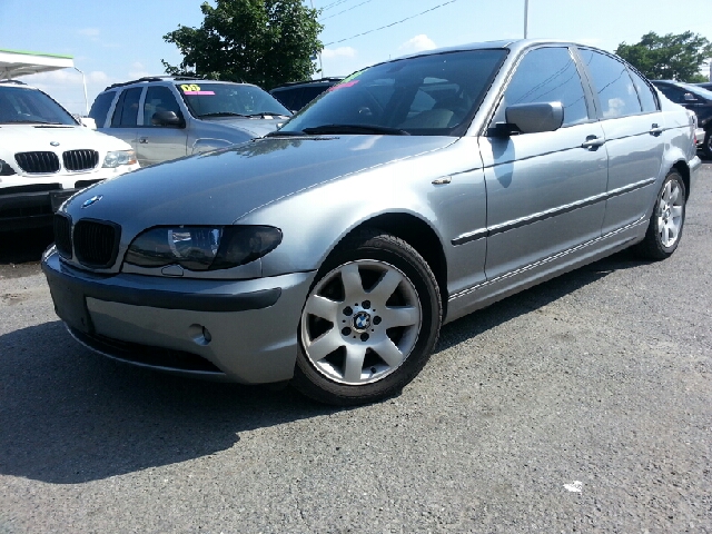 2004 BMW 3-Series STX XL XLT FX2 Lariat
