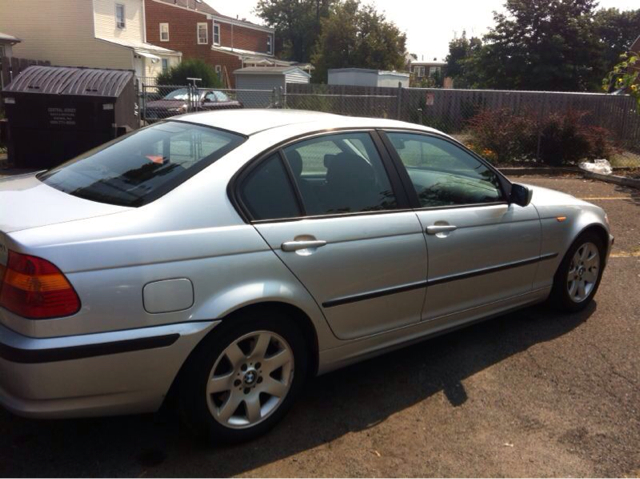 2004 BMW 3-Series STX XL XLT FX2 Lariat
