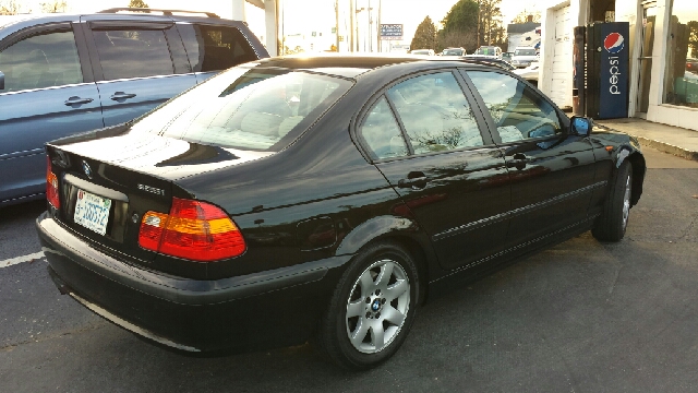 2005 BMW 3-Series STX XL XLT FX2 Lariat