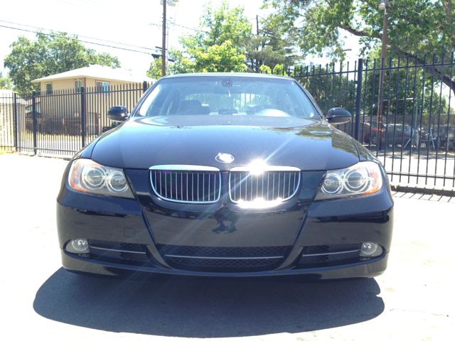 2006 BMW 3-Series STX XL XLT FX2 Lariat