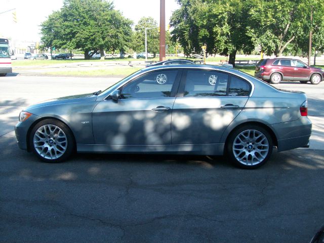 2006 BMW 3-Series STX XL XLT FX2 Lariat