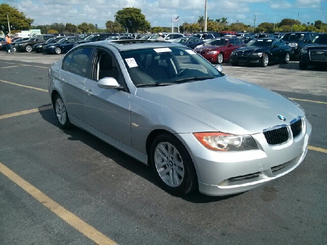 2006 BMW 3-Series 300 LTD Avail