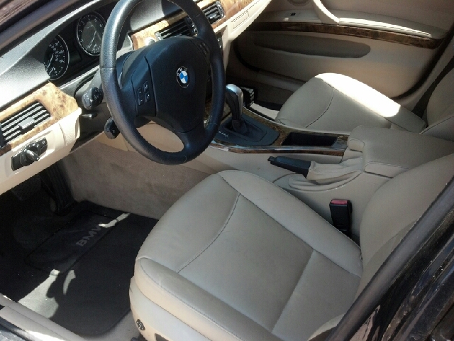 2008 BMW 3-Series SE Automatic 4X4 Beutiful