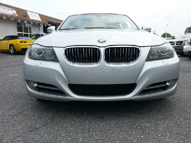 2009 BMW 3-Series FWD 4dr Touring SUV