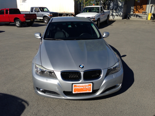 2011 BMW 3-Series EXT WB W/1sb PKG