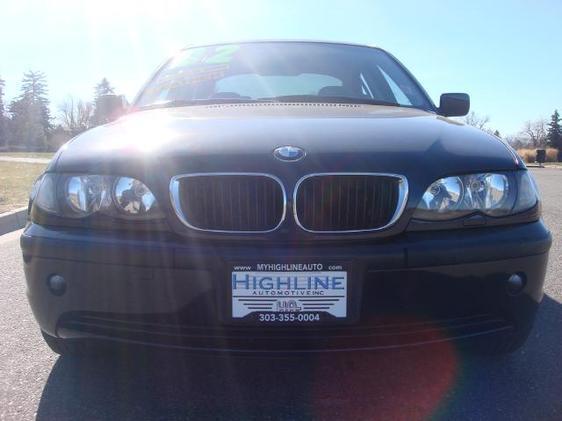 2002 BMW 325xi Unknown