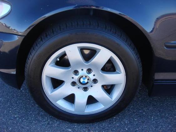 2002 BMW 325xi Unknown