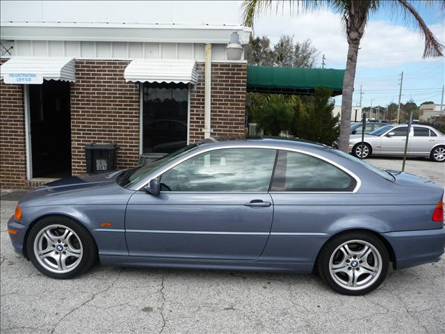 2001 BMW 330 4dr Sdn V6 Manual