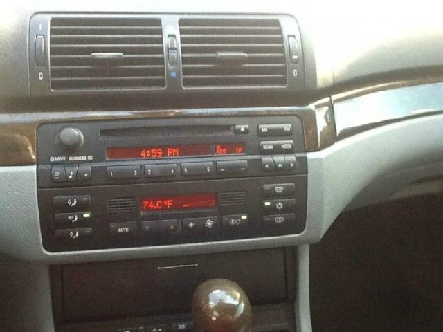 2002 BMW 330 4dr Sdn V6 Manual