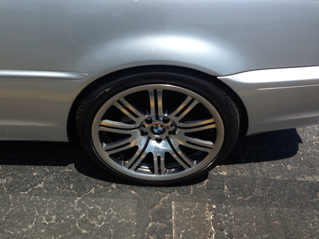 2003 BMW 330 4WD 4dr X