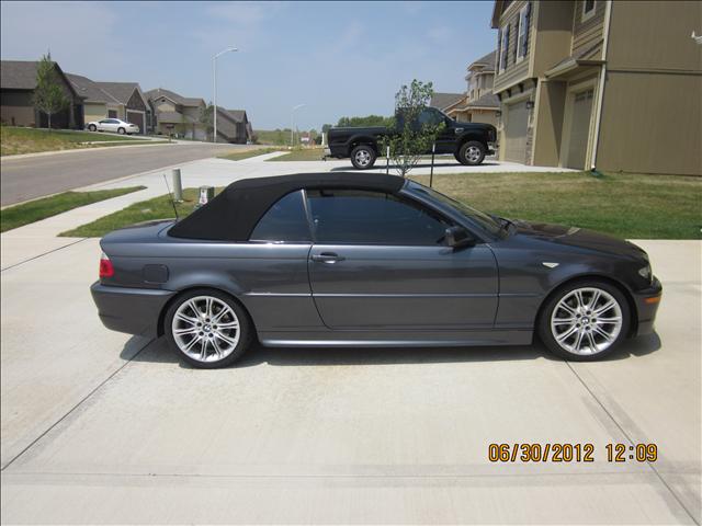 2006 BMW 330 CR-V