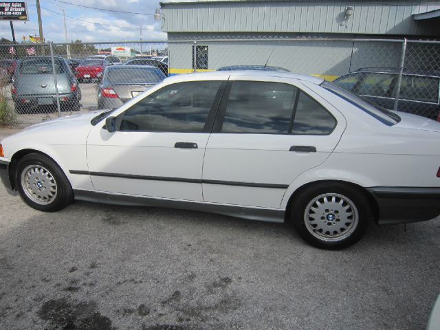 1992 BMW 3 series Chief