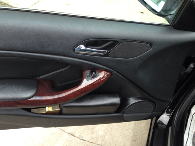 2000 BMW 3 series TR6