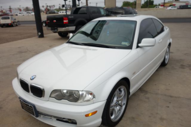 2002 BMW 3 series Lariat 4x4 (gladbrook)