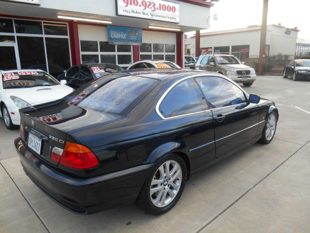 2002 BMW 3 series Lariat 4x4 (gladbrook)