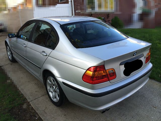 2003 BMW 3 series LS Flex Fuel 4x4 This Is One Of Our Best Bargains