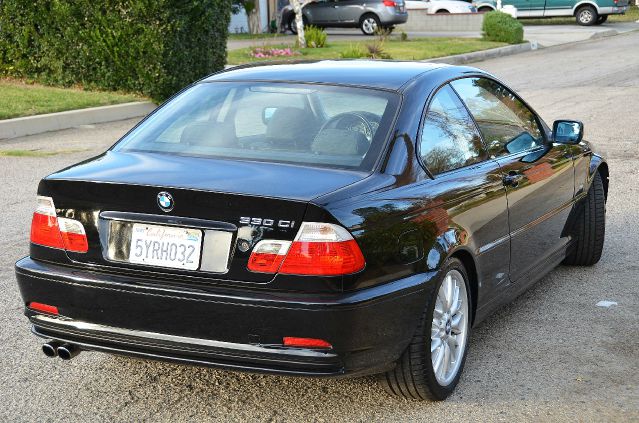 2003 BMW 3 series RT HEMI V8
