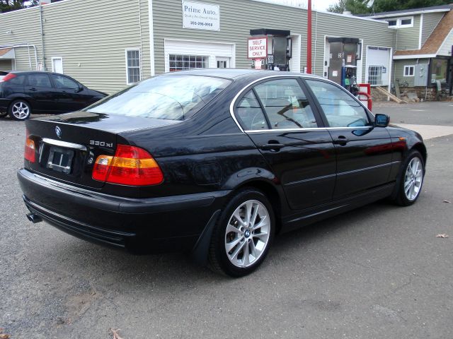 2003 BMW 3 series 4WD 4dr Heat